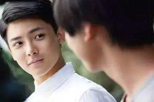 侯明昊剧组夫妻爆料视频,揭秘幕后甜蜜瞬间